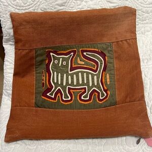 Rustic Cat Design Throw Pillow